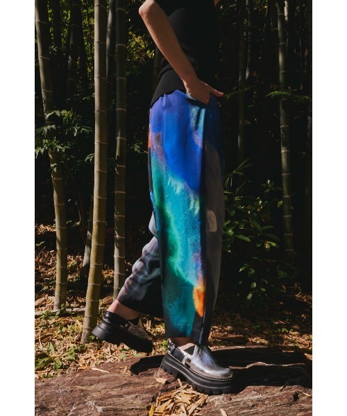 OMMO（オーエムエムオー） パンツ EVOLVE PRINT PT レディース