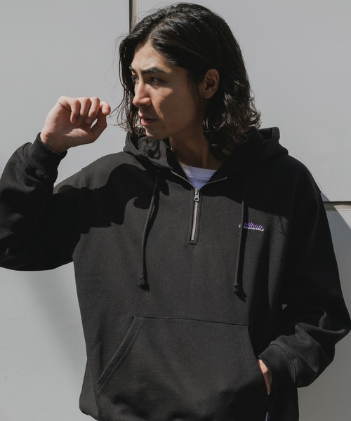 THOUSAND MILE（サウザンドマイル） パーカー HALF ZIP PARKER