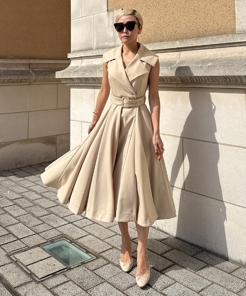 JENNE」 ノースリーブワンピース MEDIUM ベージュ レディース