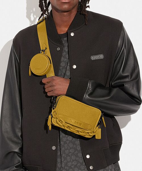 COACH（コーチ） ショルダーバッグ ONE イエロー系その他 メンズ