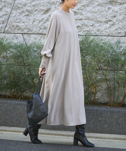 Audrey and John Wad 長袖　ロングワンピース　パーティードレス Audrey and John Wad（オードリーアンドジョンワッド） 長袖ワンピース