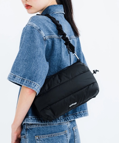 価値 topologie ブラック ショルダーバッグ 【公式通販】