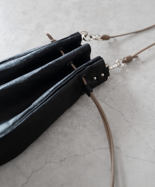 SENTI（センティ） ショルダーバッグ SENTI Dyneema Leather MEDICINE