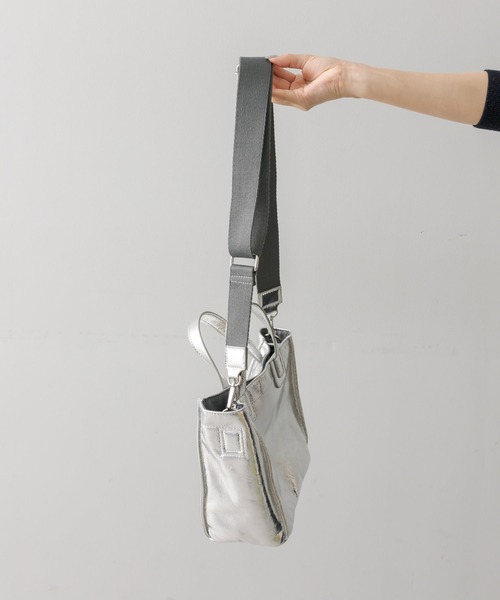 【準新品】ear PAPILLONNERショルダーバッグ トートバッグ 2way ear PAPILLONNER（イア パピヨネ） 2WAYバッグ FREE シルバー