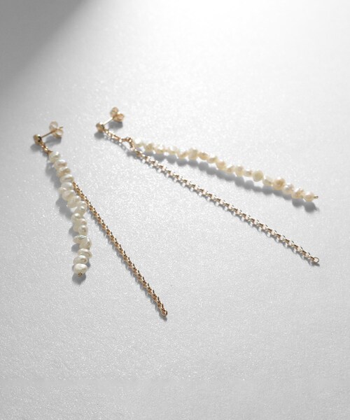 COCOSHNIK ピアス K10バロックパールMVチェーン スタッドピアス