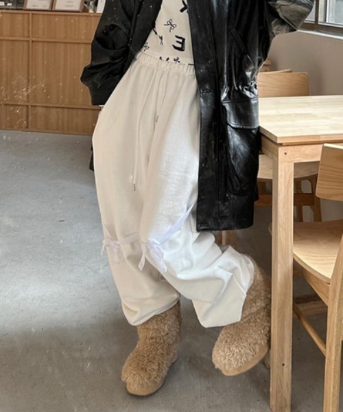 Per sist ence（パーシエンス） パンツ フロントリボンフレアパンツ