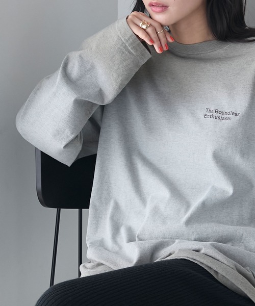 forksy.（フォルクシー） tシャツ 「forksy.」スプレー加工ロゴ刺繍