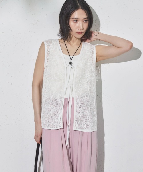 ample コードレースメッシュジレ ヴァン Vin Ample コードレースメッシュジレ （ブラック