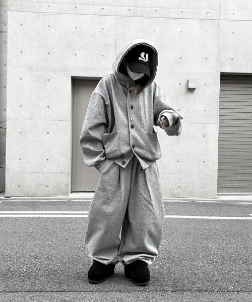 FANTASTICS buddix スウェット グレー(XL) FANTASTICS buddix スウェット グレー(XL) FANTASTICS buddix