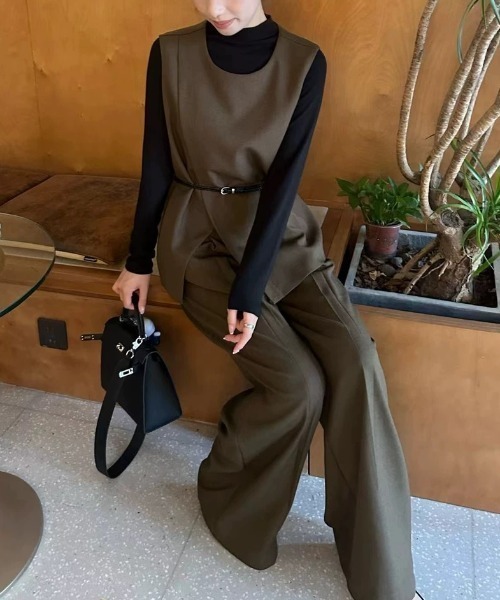 FAVORITO セットアップ ベルト付きベストトップスワイドパンツ