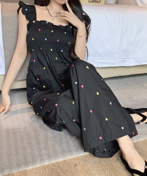 deux amour オールインワン ハートモチーフ総柄シャーリングキャミ