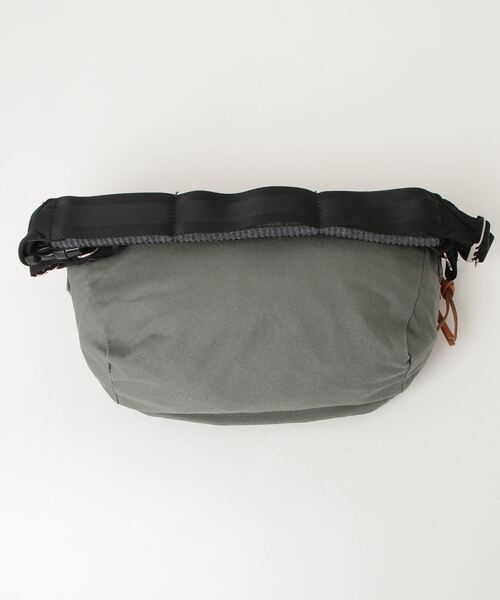 「FREDRIK PACKERS」 ウエストバッグ - グリーン レディース_画像4