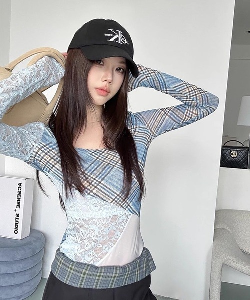 AsheKsha tシャツ Y2Kスタイルのレース柄スリムフィット長袖