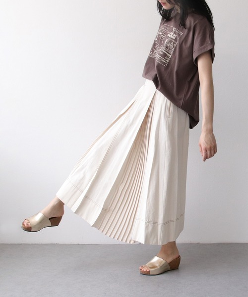 Three Four Time（スリーフォータイム） スカート タックプリーツ