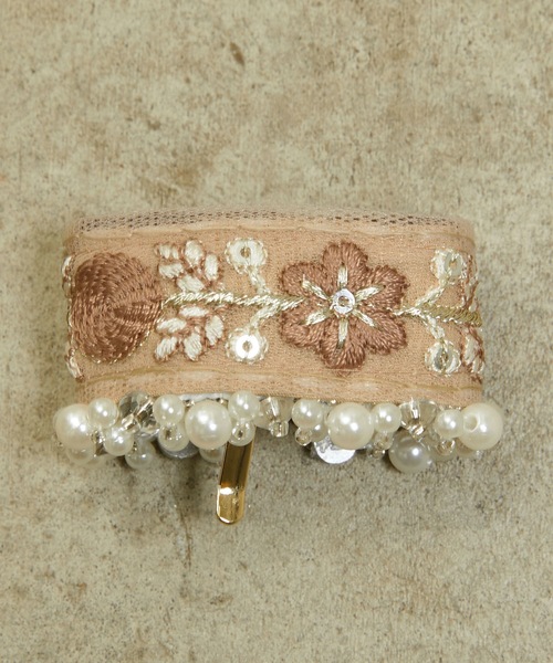 新品ゾーラ　Zoule  embroidery cuff33　ヘアカフ　ベージュ Zoule ヘアピン ゾーラ:embroidery cuff60 フラワー刺繍