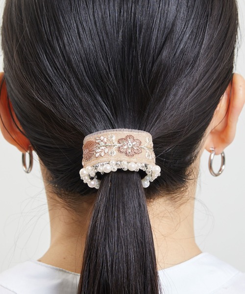 Zoule ヘアピン ゾーラ:embroidery cuff60 フラワー刺繍