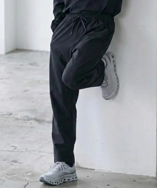 パンツ 2026SS 軽いエア 超伸縮 スーパーストレッチ セミテーパード パンツ 2026SS 軽いエア 超伸縮 スーパーストレッチ セミテーパード