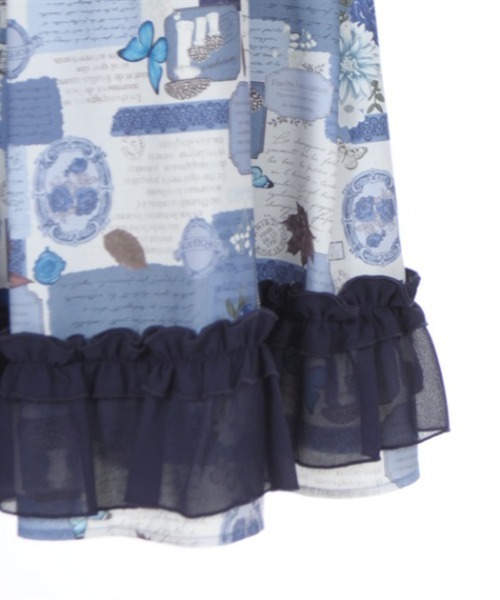 新品未使用品です。青系花柄フリル裾膝丈スカート axes femme POETIQUE スカート コラージュプリントフリルスカート