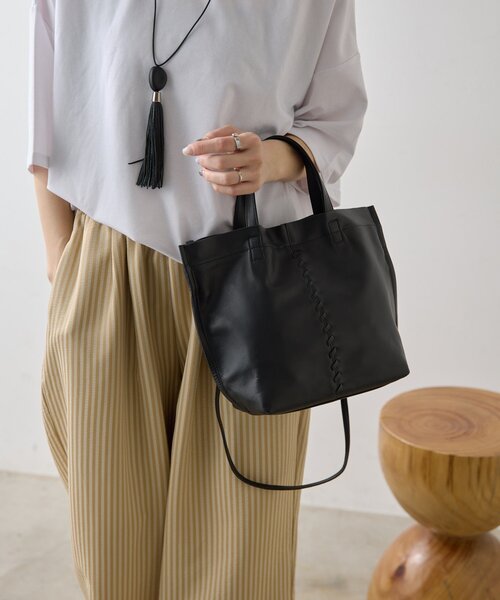 ear PAPILLONNER（イア パピヨネ） トートバッグ センターポイント