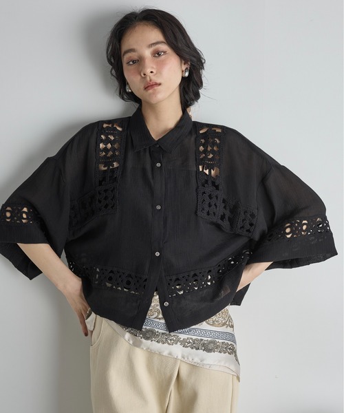 ブラウス シャツ クロシェアクセントクロップドハーフスリーブリネンシャツ レディース