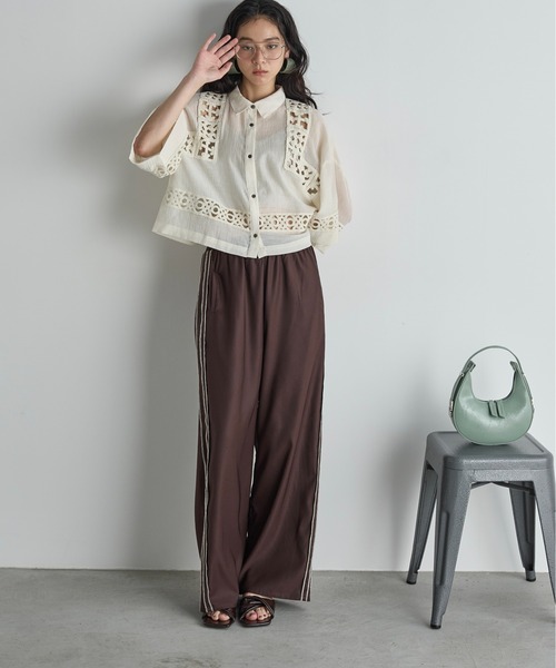 THE Yon ブラウス シャツ クロシェアクセントクロップドハーフスリーブ