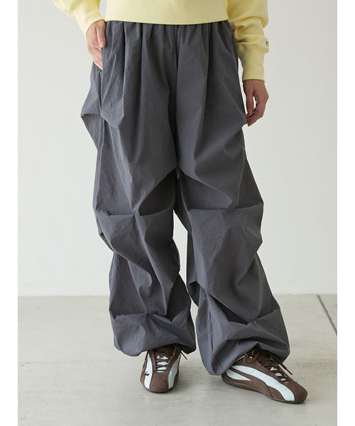 emmi パンツ ランダムタックナイロンワークパンツ レディース