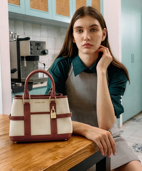 【新品未使用】CHARLES & KEITH ミニスコッティー トートバッグ CHARLES ＆ KEITH（チャールズ&キース） トートバッグ Scottie ミニ