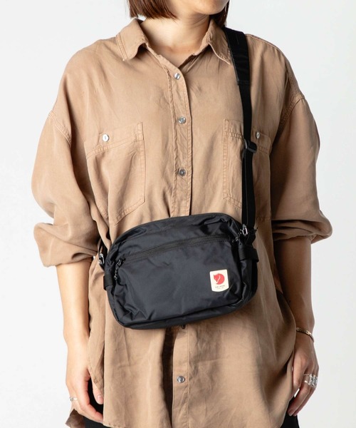 FJALLRAVEN TRAVEL ショルダーバッグ バッグ FJALLRAVEN HIGH COAST