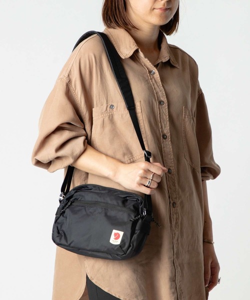 FJALLRAVEN TRAVEL ショルダーバッグ バッグ FJALLRAVEN HIGH COAST