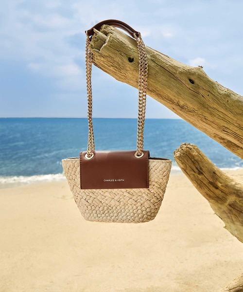 CHARLES ＆ KEITH（チャールズ&キース） ショルダーバッグ バッグ