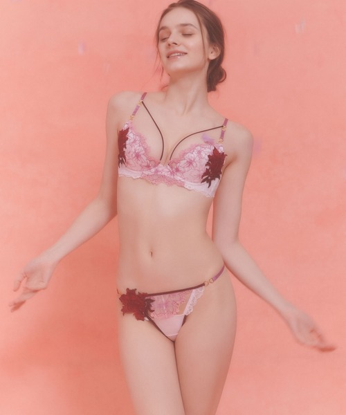 LINGERIEAM ブラジャー アリュールマナー グラマーアップブラ