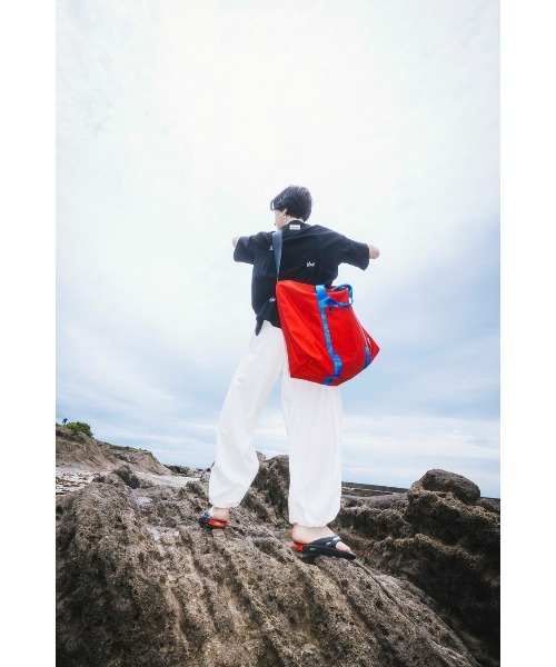 OMMO 新品ショルダーバッグ OMMO ショルダーバッグ バッグ BIG MESSENGER BAG レディース