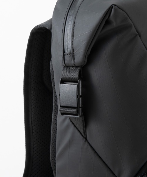 ZERO HALLIBURTON（ゼロハリバートン） デイバック リュック