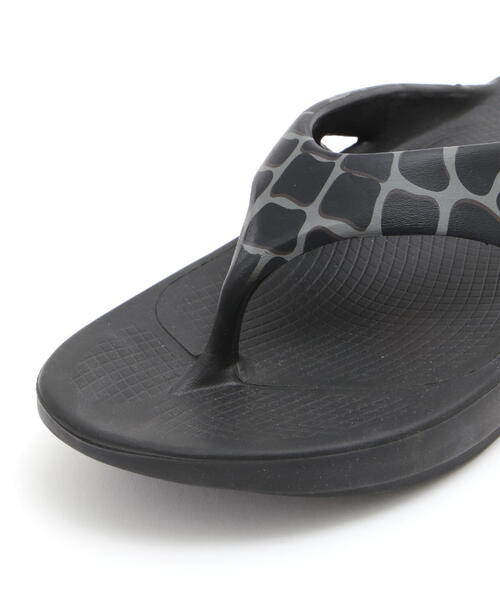 スニーカー Children of the discordance x OOFOS / x OORIGINAL メンズの画像