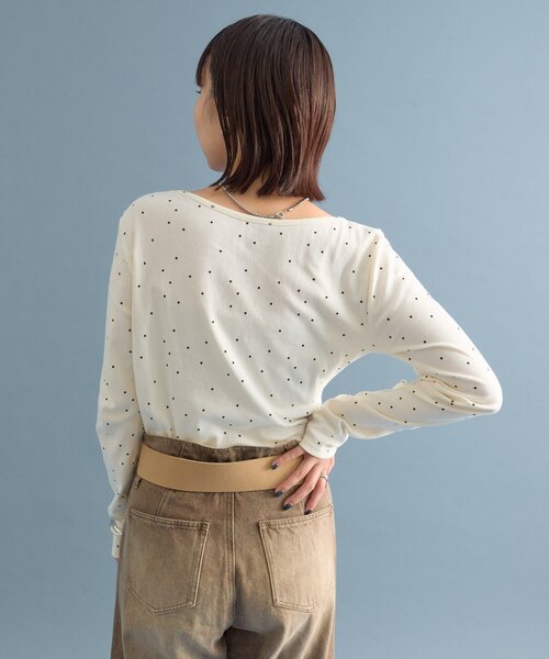 ミスティック購入　完売品　新品未使用37 mystic（ミスティック） tシャツ お気に入り4万6千人突破！オフショル