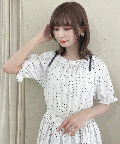【Lakuo様】ドット柄オフショルダー ワンピース F i.n.t ワンピース ドット柄オフショルワンピース「1枚で快適