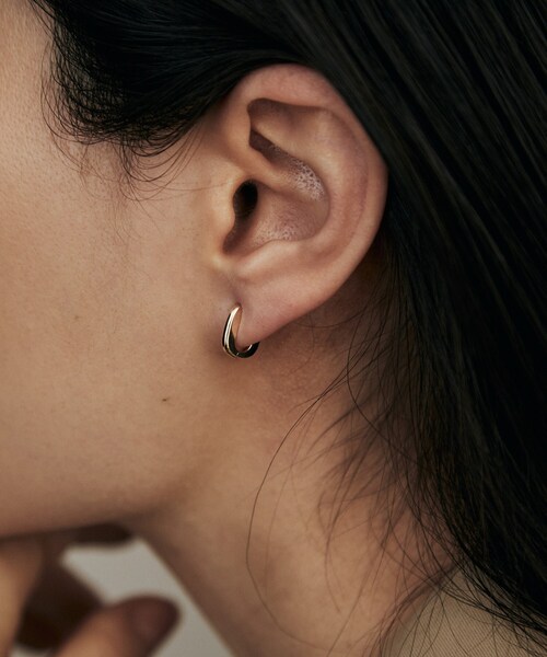 ピアス K10トラックシェイプ 中折れピアス レディースの画像