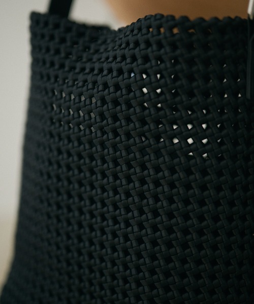 ショルダーバッグ バッグ leather belt mesh bucket shoulder bag