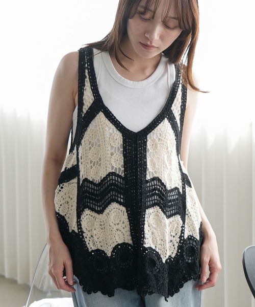 mili an deni（ミリアンデニ） ベスト ジレ Vネック配色クロシェベスト