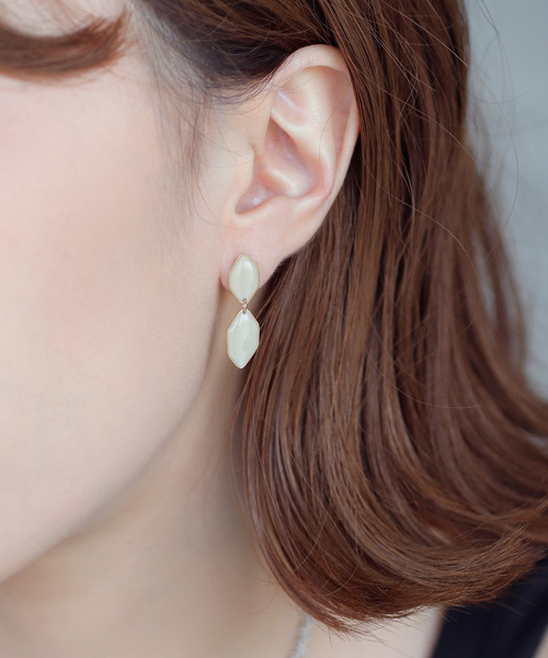 ANEMONE（アネモネ） ピアス ダブルヘキサゴンのつやつやミニピアス