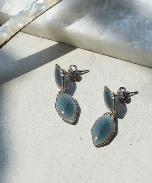 ANEMONE（アネモネ） ピアス ダブルヘキサゴンのつやつやミニピアス