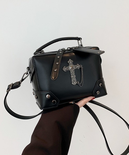 c.u.l ショルダーバッグ バッグ ボックス型 クロスデザイン 2way