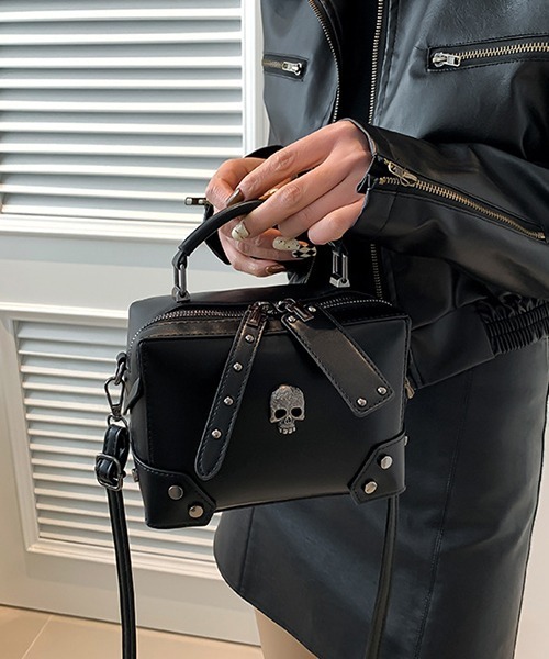 c.u.l ショルダーバッグ バッグ ボックス型 クロスデザイン 2way