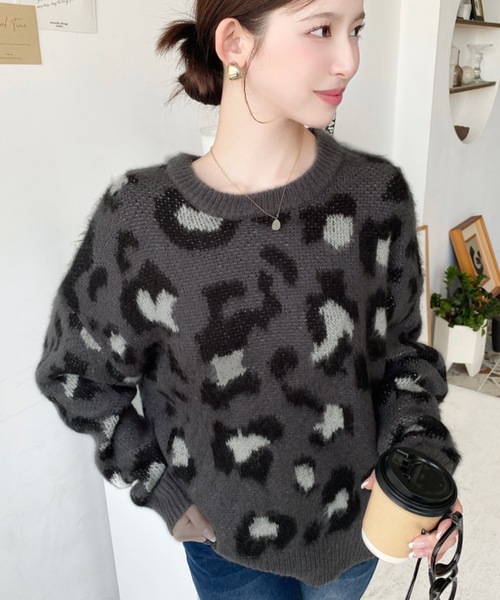 moment+ ニット セーター ニュアンスレオパード柄ジャガードニットプル