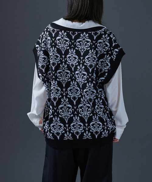 「Ellno Loset」 Vネックニット MEDIUM ブラック メンズ