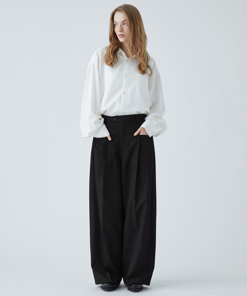 VELNUS ワイドパンツ スラックス 「VELNUS」Side tuck design front