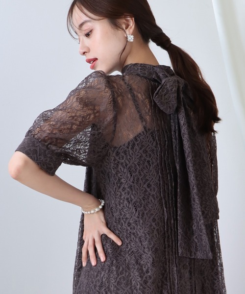「BLUEEAST」 半袖ワンピース MEDIUM グレイッシュベージュ レディースの画像