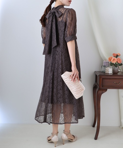 「BLUEEAST」 半袖ワンピース MEDIUM グレイッシュベージュ レディースの画像
