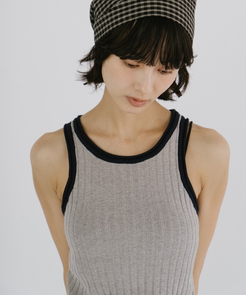 duei（デュイ） タンクトップ ノースリーブ バイカラーリブニット