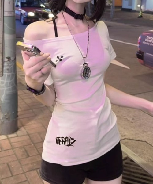 lilful tシャツ 半袖 「26年春夏新作」Y2Kデザイン ワンポイント